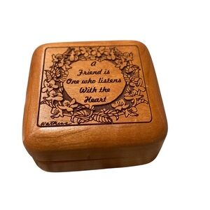 Vintage Lily Flower Wood Music Box Laser Engraved Friendship Quote
